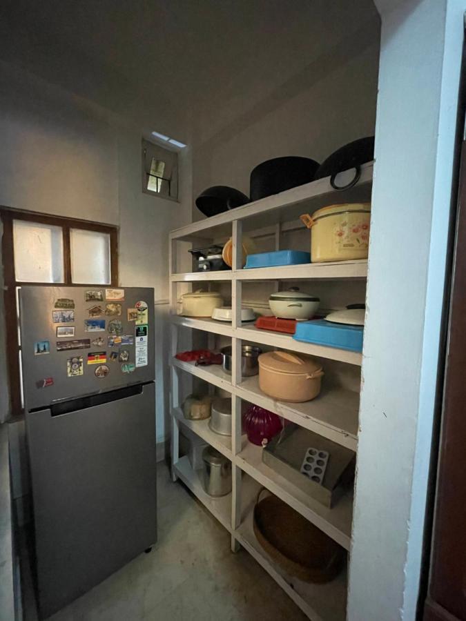 The Choudhury Manor Homestay Гувахати Экстерьер фото